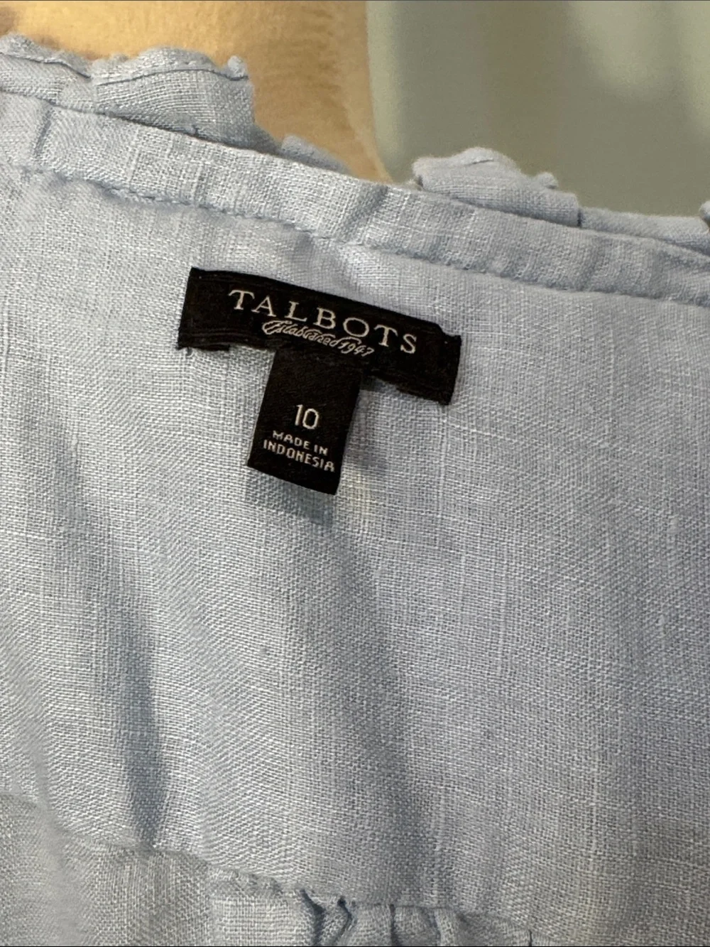 Talbots Light Blue linen Ruffle V-Neck Women's Top - Picture 5 of 6